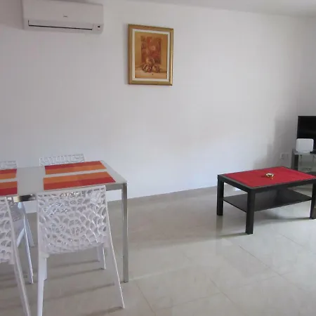 Sara Apartment
